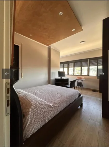 Tirane, shes apartament 2+1 Kati 4, 120 m² 169.000 € (yzberisht)