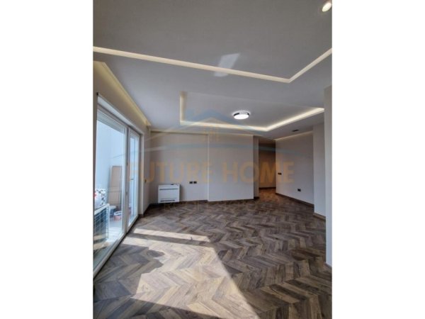 Tirane, jepet me qera apartament 2+1 Kati 5, 97 m² 1.200 € (Rruga e Durrësit)