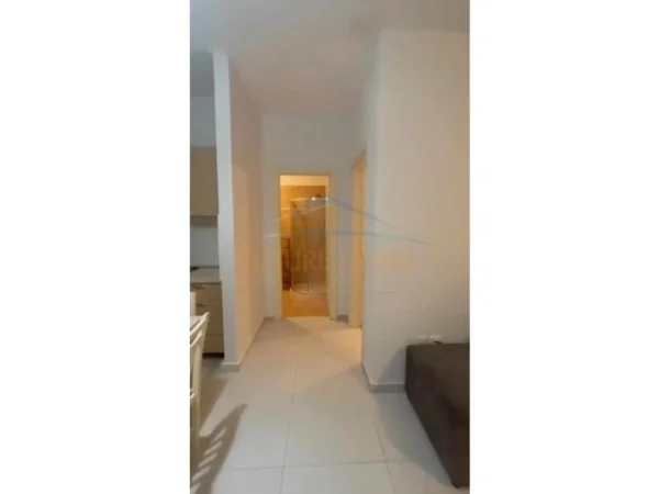 Tirane, jepet me qera apartament 1+1 Kati 2, 78 m² 500 € (DELIJORGJI)