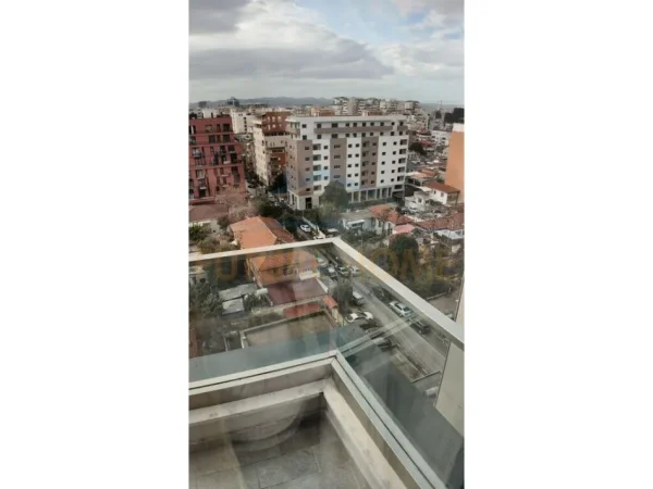 Tirane, shitet apartament 2+1 Kati 8, 132 m² 290.000 € (PAZARI I RI)