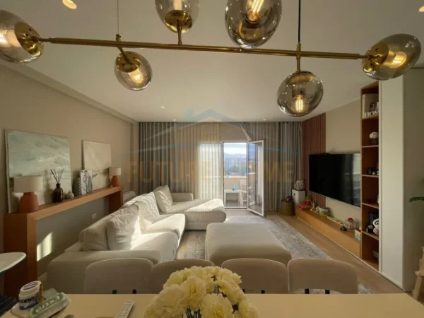 Tirane, shitet apartament 2+1 Kati 11, 136 m² 200.000 € (FUSHA E AVIACIONIT)