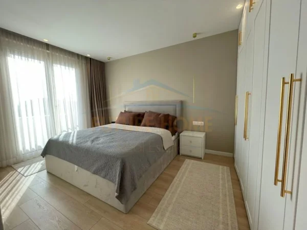Tirane, shitet apartament 2+1 Kati 11, 136 m² 200.000 € (FUSHA E AVIACIONIT)