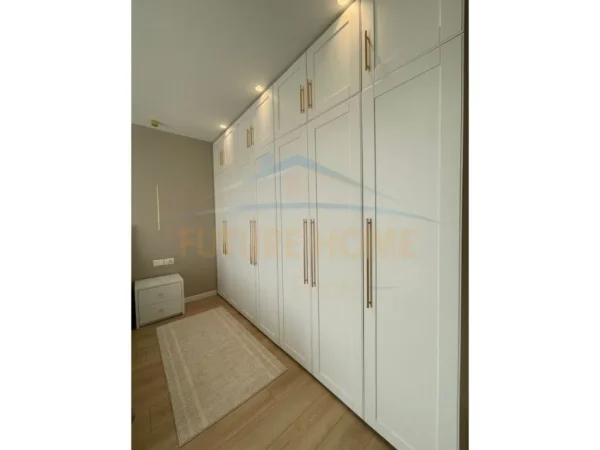 Tirane, shitet apartament 2+1 Kati 11, 136 m² 200.000 € (FUSHA E AVIACIONIT)