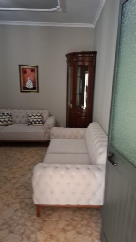 Tirane, jepet me qera apartament 2+1 , 180 m² 450 € (Allias)