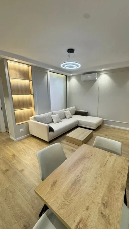 Tirane, shes apartament 1+1+Ballkon Kati 3, 64 m² 162.000 € (Frederik Shiroka)
