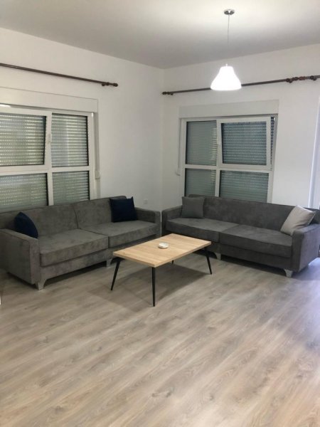 Tirane, jepet me qera apartament 2+1 Kati 3, 90 m² 450 € (Apartament - Me Qira - Ali Demi, Shqipëri)