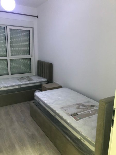 Tirane, jepet me qera apartament 2+1 Kati 3, 90 m² 450 € (Apartament - Me Qira - Ali Demi, Shqipëri)