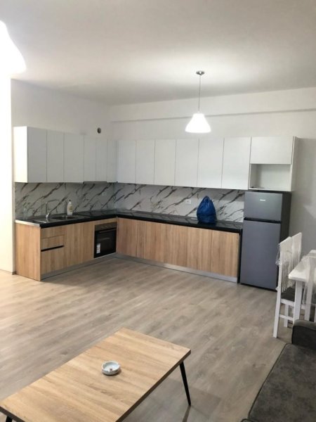 Tirane, jepet me qera apartament 2+1 Kati 3, 90 m² 450 € (Apartament - Me Qira - Ali Demi, Shqipëri)