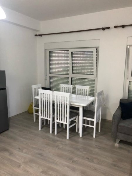 Tirane, jepet me qera apartament 2+1 Kati 3, 90 m² 450 € (Apartament - Me Qira - Ali Demi, Shqipëri)
