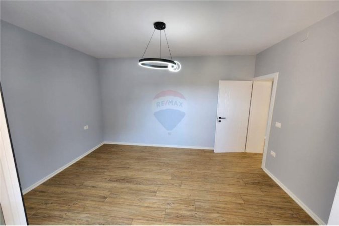 Tirane, shitet apartament 2+1 Kati 3, 80 m² 145.000 € (Rruga Haxhi Hysen Dalliu)