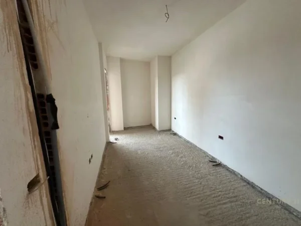 Tirane, shes apartament 1+1+Ballkon , 71 m² 282.000 € (Sheshi Skënderbej (Qendër))