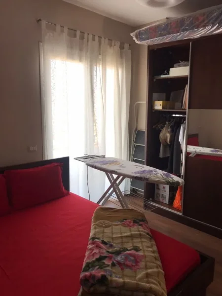 Tirane, shitet apartament 2+1+Ballkon Kati 3, 105 m² 105.000 € (Selite)