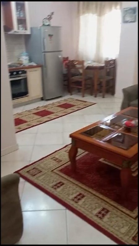 Tirane, jepet me qera apartament 1+1+Aneks+Ballkon Kati 2, 75 m² 490 € (Medreseja)