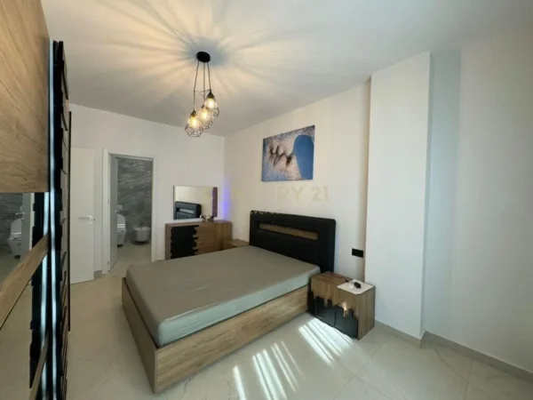 Tirane, shes apartament 2+1+2+POST PARKIMI , 120 m² 350.000 € (Qendra Tregtare TEG)