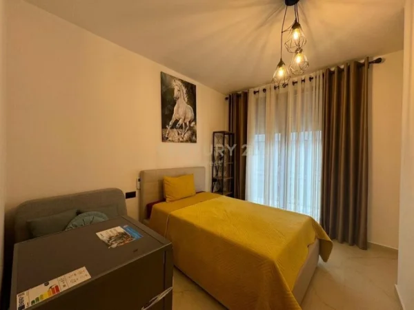 Tirane, shes apartament 2+1+2+POST PARKIMI , 120 m² 350.000 € (Qendra Tregtare TEG)