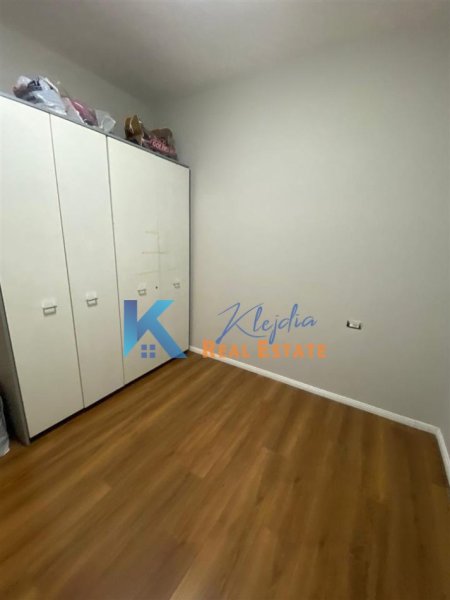 Tirane, jepet me qera apartament 2+1 Kati 2, 79 m² 600 € (2+1 per qira te Selvia, afer Kompleksit Halili)
