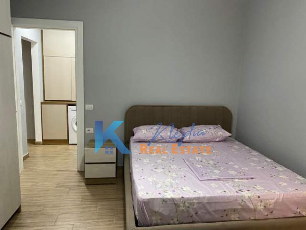 Tirane, jepet me qera apartament 1+1 Kati 2, 67 m² 600 € (Rruga Haxhi Hysen Dalliu, afer Prokurorise)