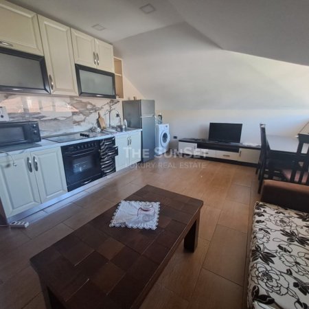 Tirane, jepet me qera apartament 1+1 Kati 2, 64 m² 350 € 