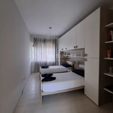 shitet Vile 1+1+Aneks+Ballkon Kati 0, 386 m² (gjiri lalz)