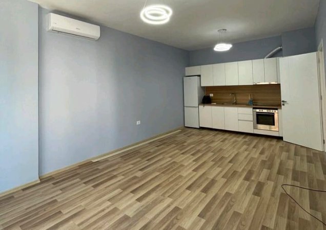 Tirane, jepet me qera apartament 1+1 Kati 3, 65 m² 460 € (xhanfize keko)