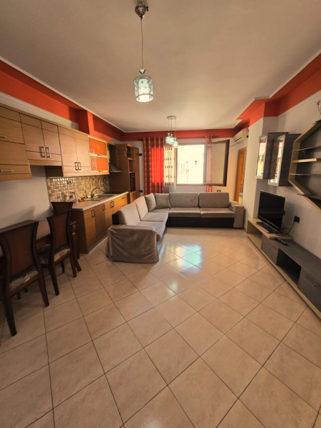 Tirane, shes apartament 3+1+Ballkon Kati 5, 141 m² 165.000 € (Astir)
