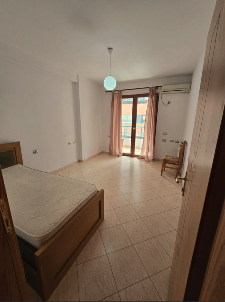 Tirane, shes apartament 3+1+Ballkon Kati 5, 141 m² 165.000 € (Astir)