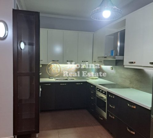 Tirane, jepet me qera apartament 2+1 Kati 2, 130 m² 800 € (Pazari i RI)