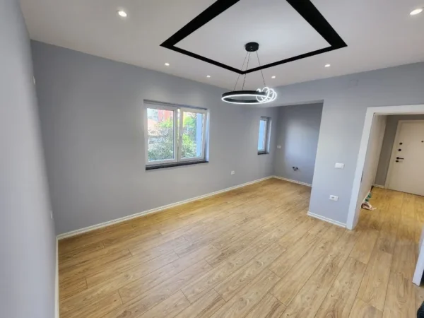 Tirane, shes apartament 2+1 , 80 m² 145.000 € (mine peza)