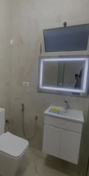 Tirane, jepet me qera apartament 3+1 Kati 2, 160 m² 500 € (Shkoze)