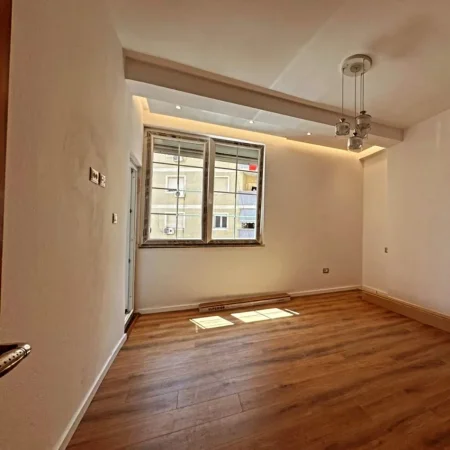 Tirane, shitet apartament 2+1 , 104 m² 178.000 € (Tiana e Re)