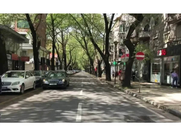 Tirane, shes ambjent biznesi Kati -1, 280 m² 400.000 € (Myslym Shyri Tirana, Albania)