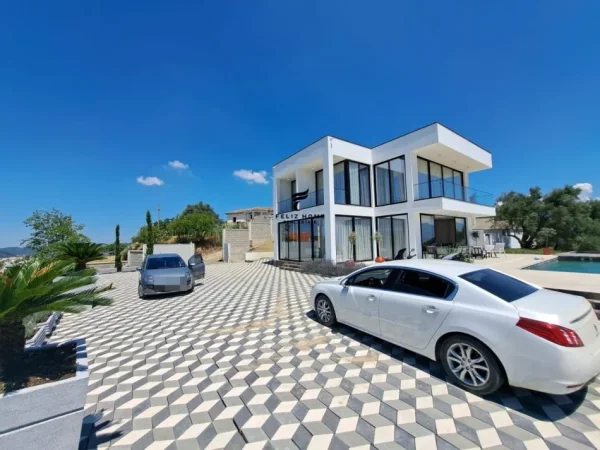 Tirane, shitet apartament 5+1 Kati 2, 3.250 m² 850.000 € (VORE)