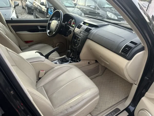 Tirane, shes SUV | Fuoristrad | Xhip SSANGYONG REXTON Nafte, e zeze automatik Klima 211.000 km 5.200 €