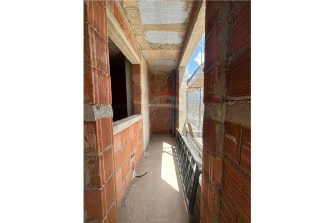 Tirane, shitet 1+1+Ballkon Kati 10, 66 m² 97.000 € (5 Maj)
