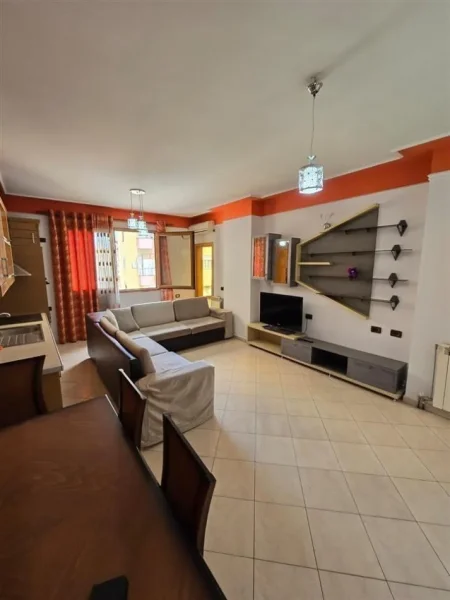 Tirane, shitet apartament 3+1 Kati 8, 142 m² 165.000 € (Astir)