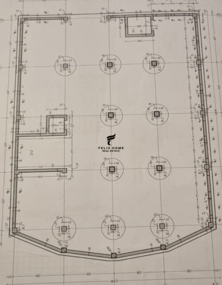 Tirane, jepet me qera ambjent biznesi Kati 5, 760 m² 4.800 € (PEZE)