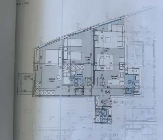 Tirane, shitet apartament 2+1+Ballkon Kati 4, 115 m² 178.000 € (Xhamllik)