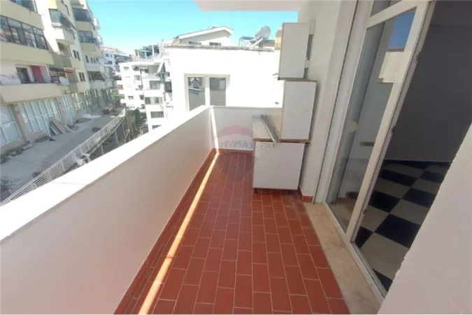 Tirane, shitet apartament 1+1 Kati 4, 71 m² 120.000 € (Kodra e Diellit)