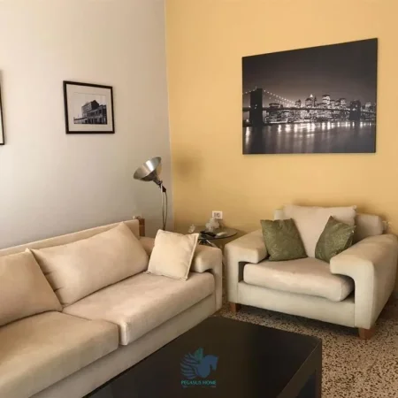 Tirane, jepet me qera apartament 3+1+Ballkon Kati 3, 154 m² 800 € (Rruga e Dibres)