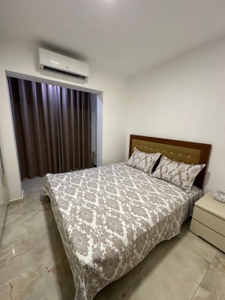 Tirane, jepet me qera apartament 1+1 Kati 3, 70 m² 550 € (vasil shanto)