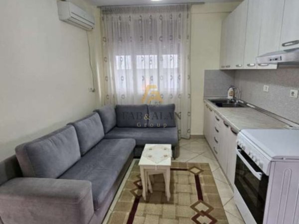 Tirane, jepet me qera apartament 1+1 Kati 1, 60 m² 400 € (21 Dhjetori)