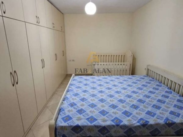 Tirane, jepet me qera apartament 1+1 Kati 1, 60 m² 400 € (21 Dhjetori)