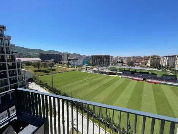 Tirane, jepet me qera zyre Kati 6, 132 m² 1.200 € (Rruga e Kosovareve)