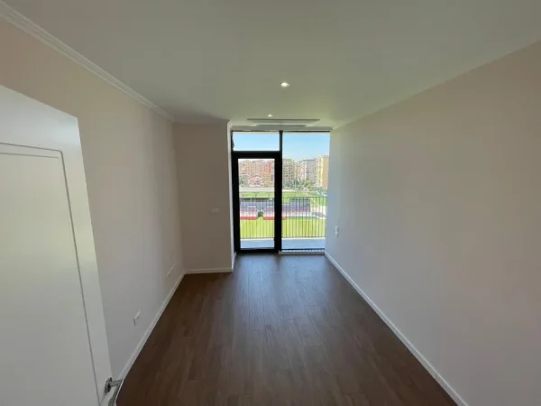 Tirane, jepet me qera zyre Kati 6, 132 m² 1.200 € (Rruga e Kosovareve)