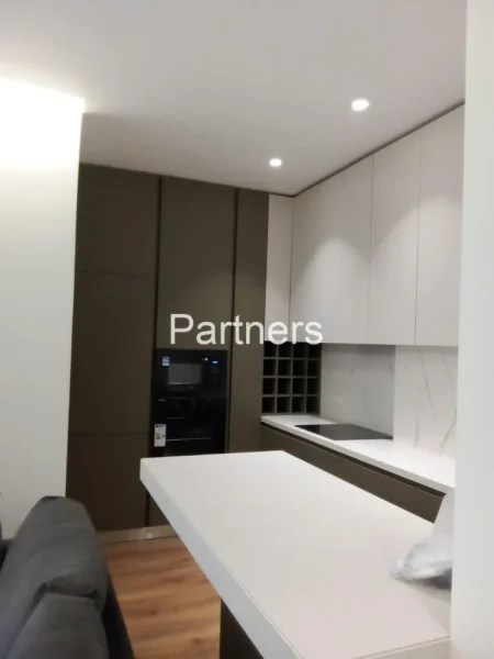 APARTAMENT 2+1 ME QIRA ,QENDRA EMERALD 5 MAJ