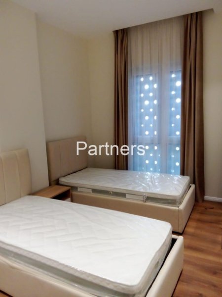 APARTAMENT 2+1 ME QIRA ,QENDRA EMERALD 5 MAJ