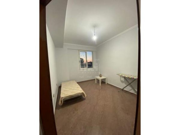 Tirane, jepet me qera apartament 2+1+BLK 95 m² 700 Euro (Zogu i Zi)