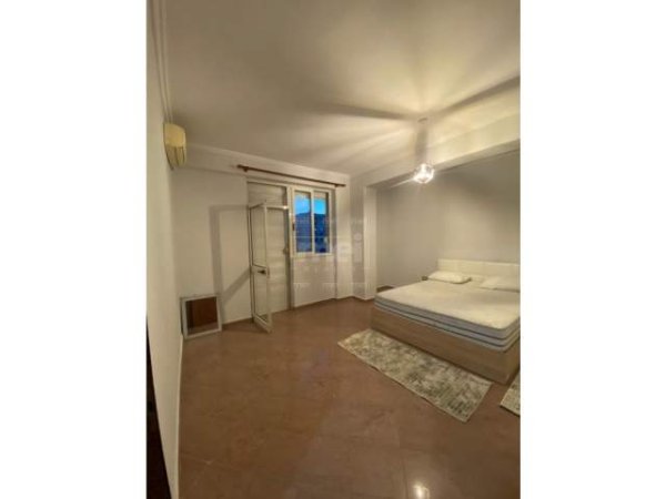 Tirane, jepet me qera apartament 2+1+BLK 95 m² 700 Euro (Zogu i Zi)