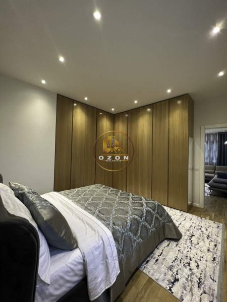 Tirane, jepet me qera apartament 2+1+BLK Kati 4, 200 m² 1.000 Euro (TEG)