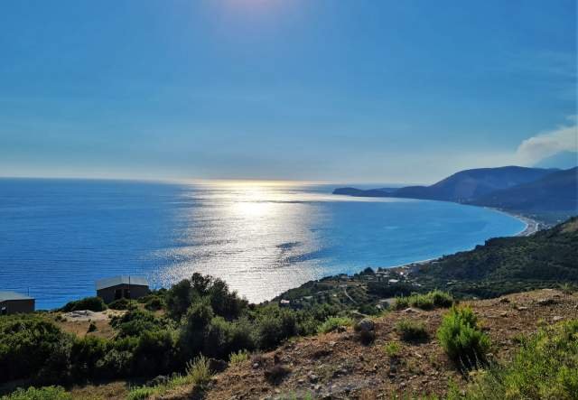 Himare, shes toke ne bregdet 2.000 m² 200.000 Euro